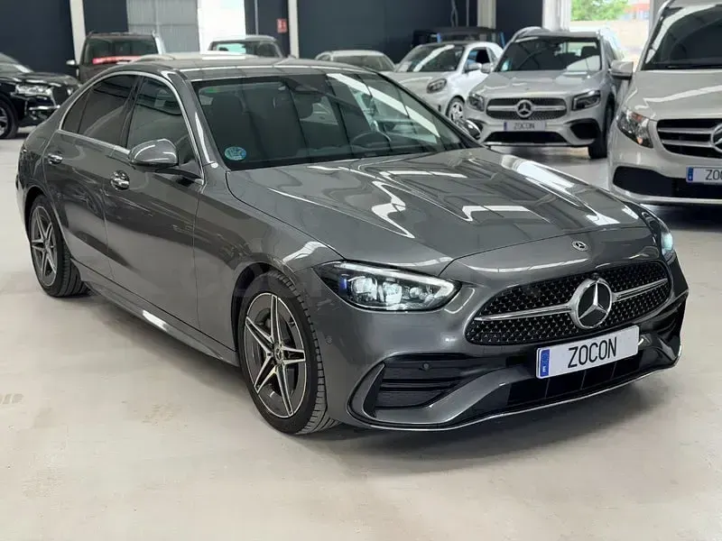 Usado Mercedes C200 163 CV (119 kW) 2022 Gris / plata Berlina