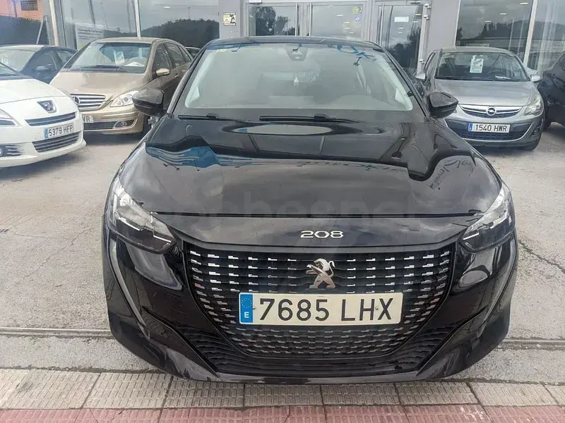Usado Peugeot 208 GT 100 CV (73 kW) 2020 Negro Utilitario