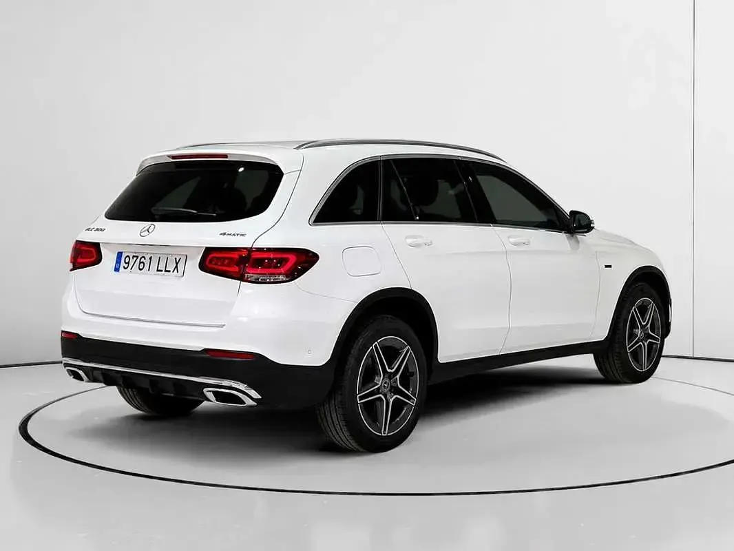 Usado Mercedes GLC300e 306 CV (225 kW) 2020 Blanco SUV