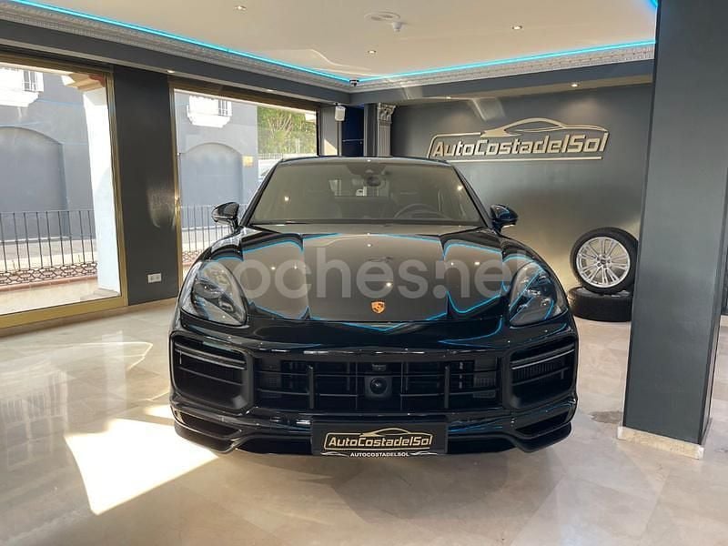 Negro Usado 2023 Porsche Cayenne Turbo GT SUV | 184.999 € - Imagen 1/4