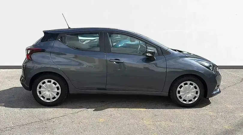 Usado Nissan Micra Acenta 92 CV (67 kW) 2022 Gunmetal grey (metalizado) Utilitario