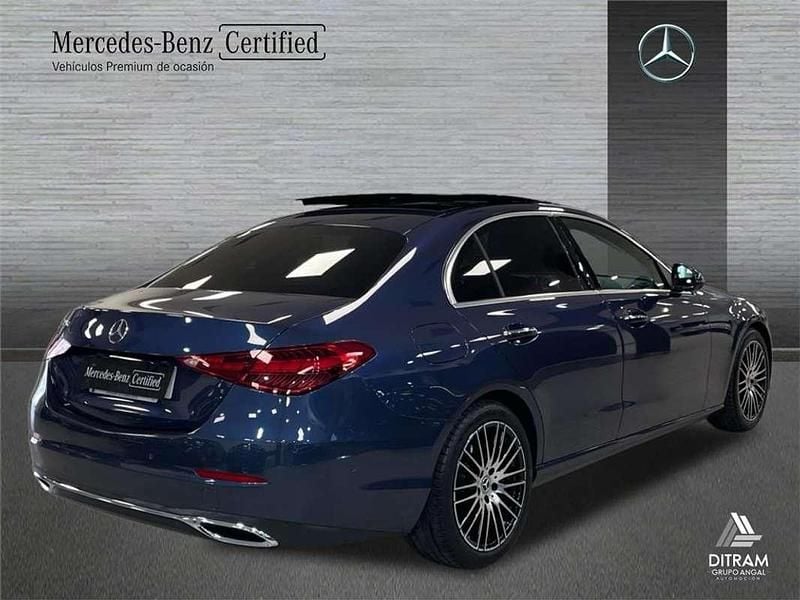 Usado Mercedes C220 200 HP (147 kW) 2024 Sedan
