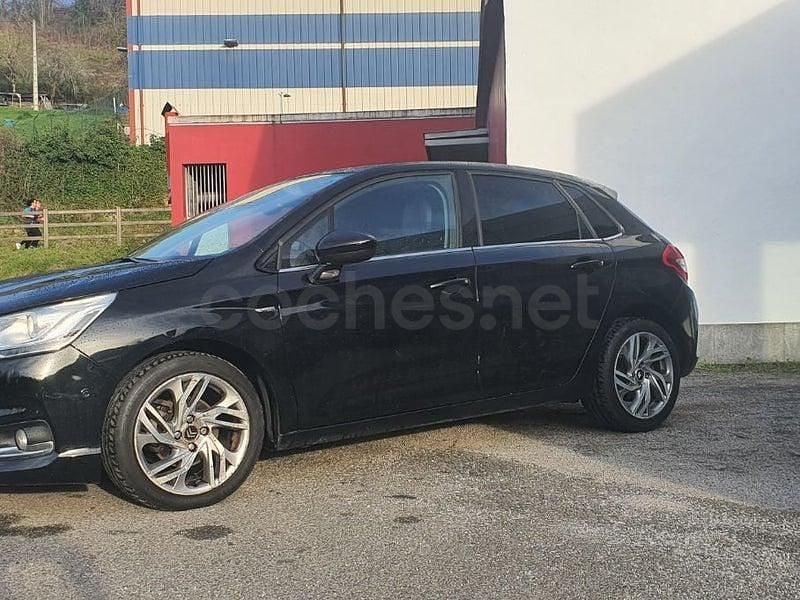 Usado Citroën C4 Exclusive 112 CV (82 kW) 2011 Negro Berlina