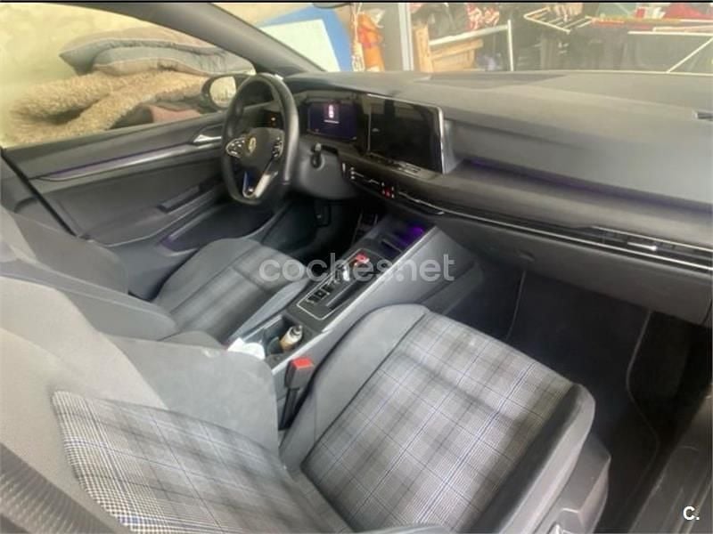 Usado VW Golf VIII GTE 245 CV (180 kW) 2021 Gris / plata Berlina