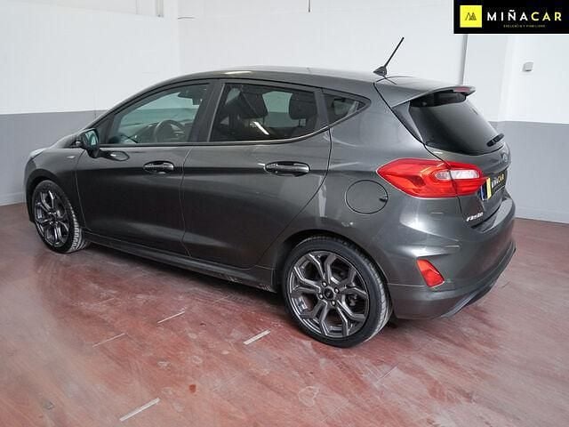 Usado Ford Fiesta ST-Line 140 CV (102 kW) 2019 Gris Utilitario