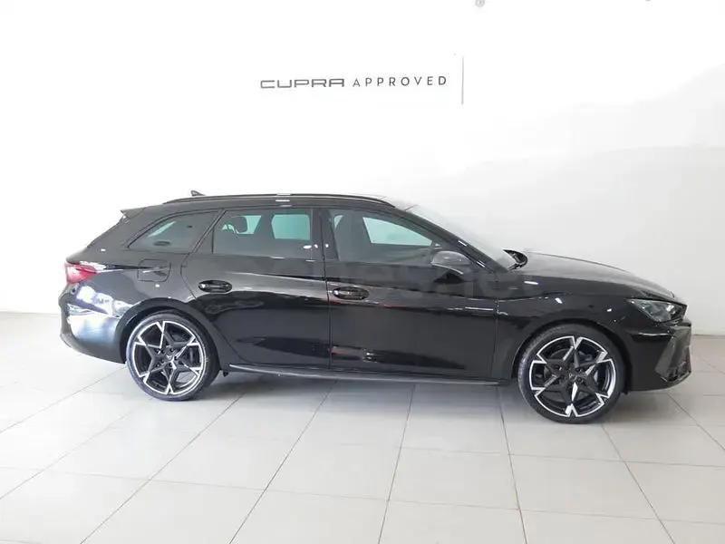 Usado Cupra Leon 150 CV (110 kW) 2025 Negro Familiar
