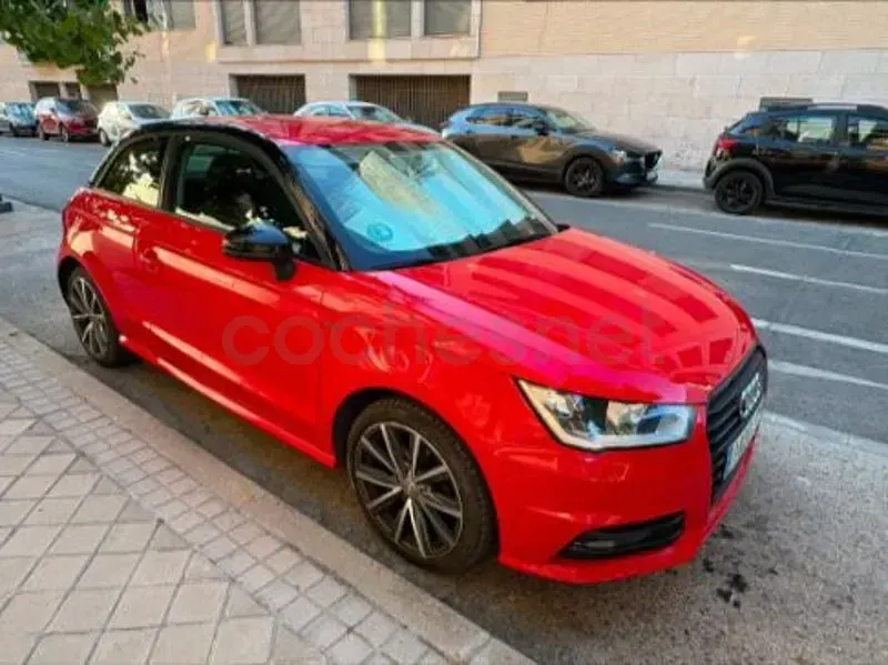 Usado Audi A1 95 CV (69 kW) 2016 Rojo Utilitario