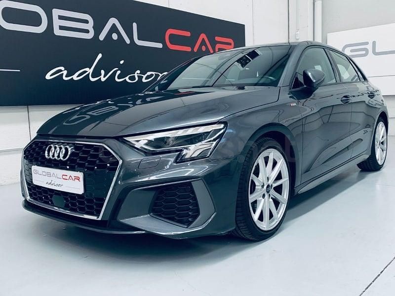 Usado Audi A3 S-Line 150 CV (110 kW) 2021 Gris / plata Berlina