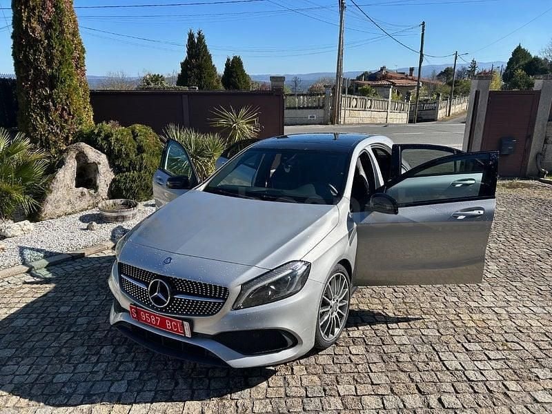 Usado Mercedes A200 136 CV (100 kW) 2017 Gris / plata Berlina
