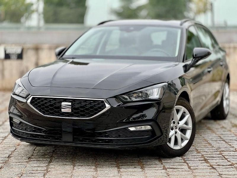 Begagnad Seat Leon Style 110 HK (80 kW) 2022 Svart Kombi