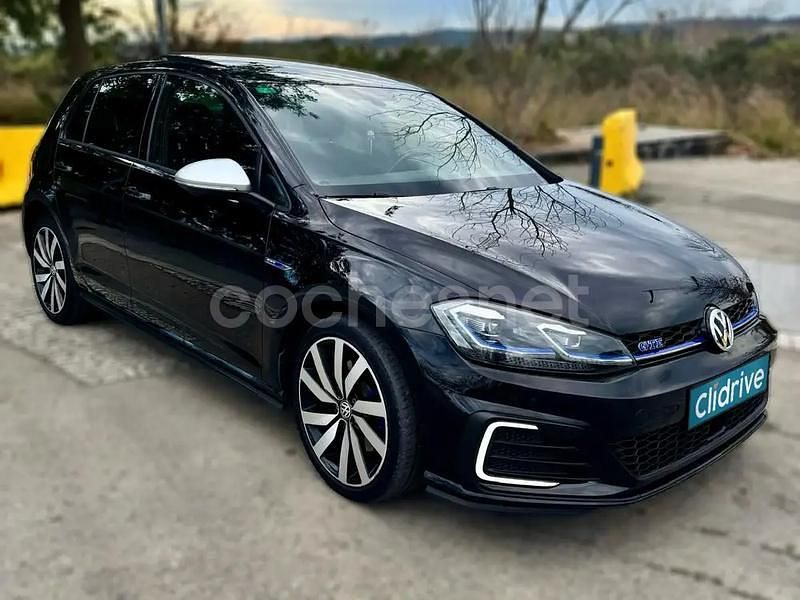 Usado VW Golf VII GTE 204 CV (150 kW) 2018 Negro Berlina