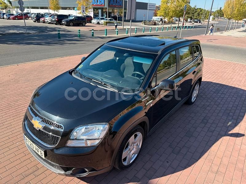 Negro Usado 2012 Chevrolet Orlando LTZ Monovolumen | 8500 € (Precio justo) - Imagen 1/4