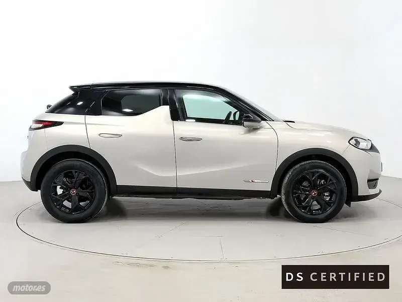 Usado DS Automobiles DS3 Performance 131 CV (96 kW) 2022 Gris SUV
