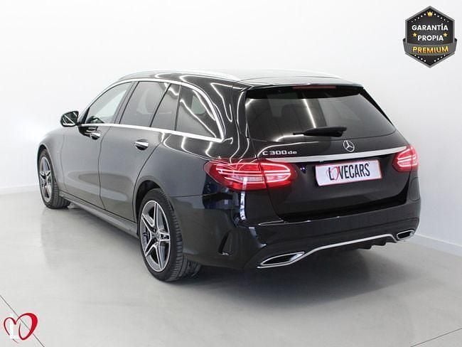 Usado Mercedes C300e AMG 306 CV (225 kW) 2020 Negro Familiar