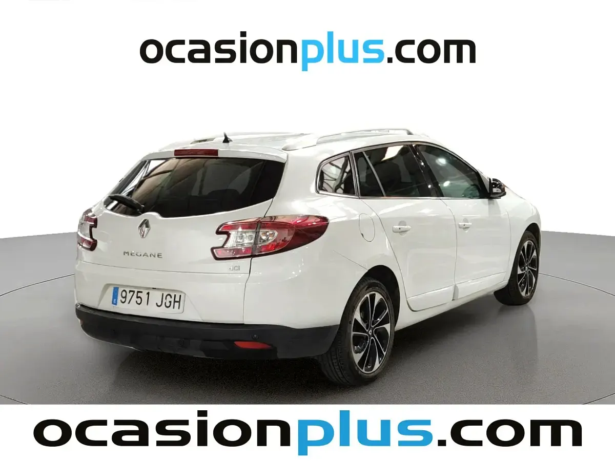 Usado Renault Mégane III Bose Edition 130 CV (95 kW) 2015 Blanco Familiar