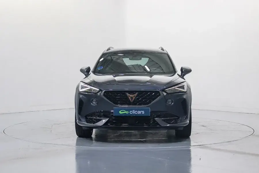 Usado Cupra Formentor VZ 245 CV (180 kW) 2021 Gris / plata SUV