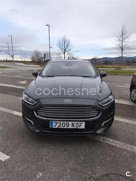 Gebraucht Ford Mondeo Vignale 150 PS (110 kW) 2018 Grau Limousine