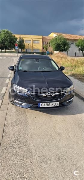 Usado Opel Insignia Country Tourer 170 CV (125 kW) 2018 Negro Familiar