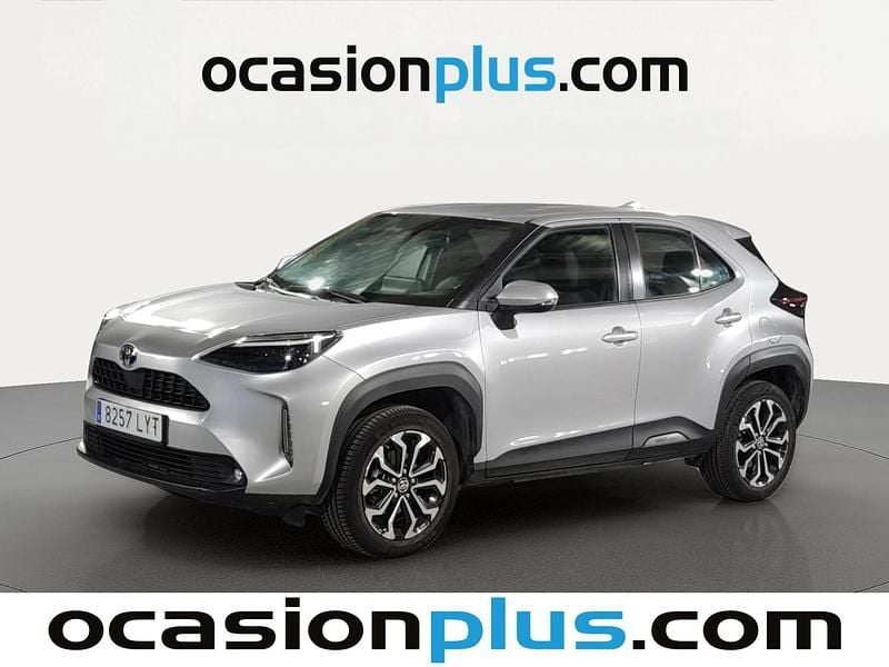Gris Usado 2022 Toyota Yaris Cross Active SUV | 20.319 € (Buen precio) - Imagen 1/4