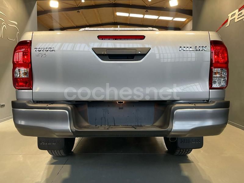 Gris / plata Nuevo 2025 Toyota HiLux Recogida | 39.900 € (Super precio) - Imagen 1/4