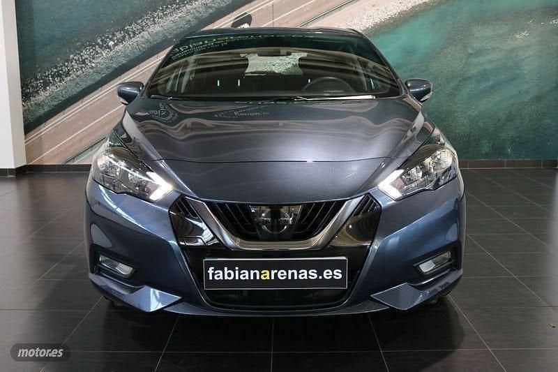 Usado Nissan Micra Acenta 92 CV (67 kW) 2022 Gris / plata Berlina