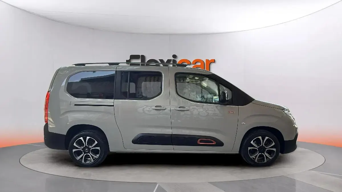 Usado Citroën e-Berlingo Shine 102 CV (75 kW) 2019 Gris Monovolumen