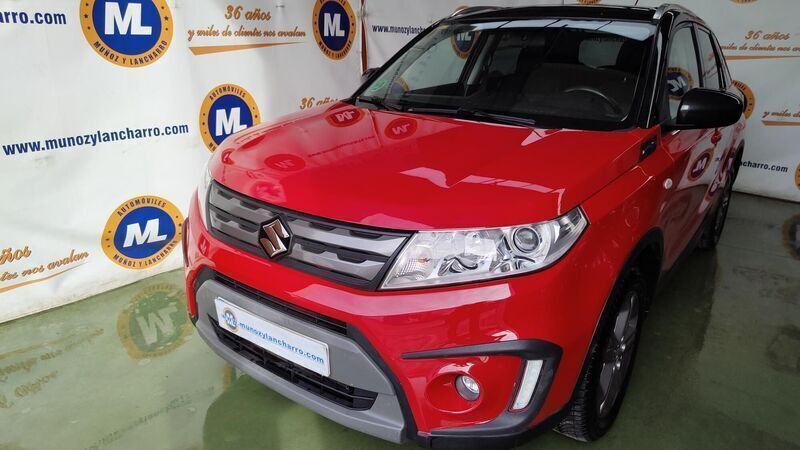 Usado Suzuki Vitara GLX 120 CV (88 kW) 2016 Rojo SUV