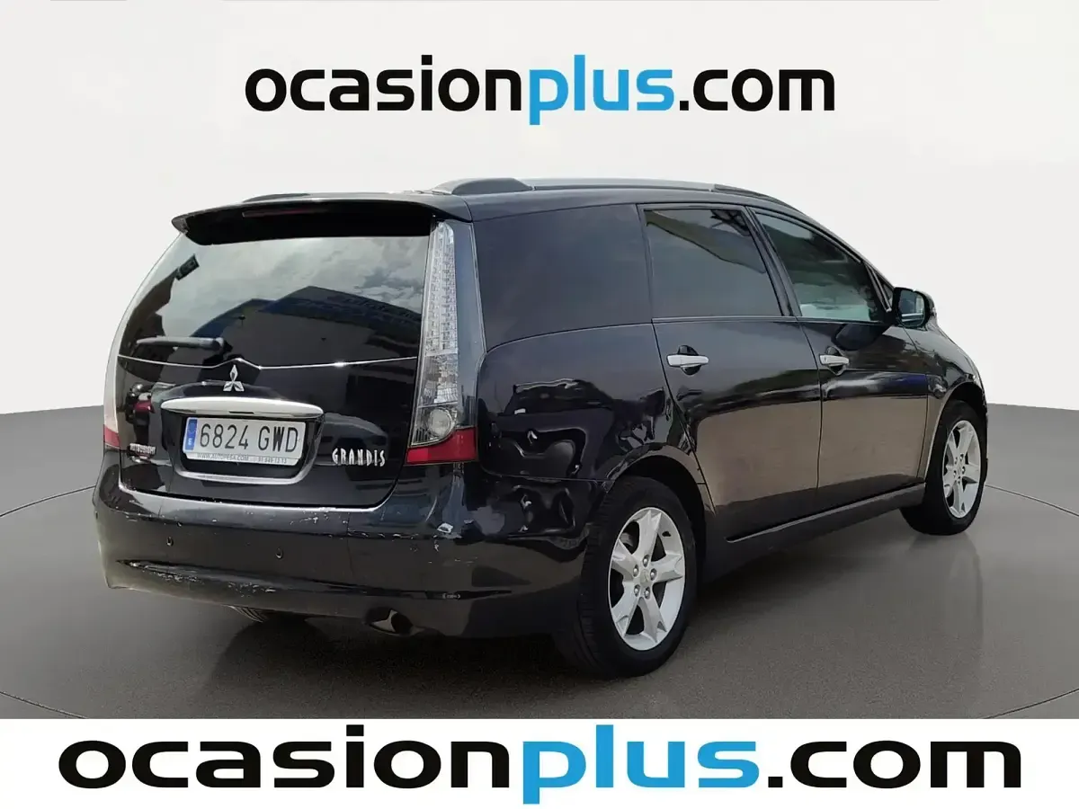 Usado Mitsubishi Grandis 136 CV (100 kW) 2010 Negro Monovolumen