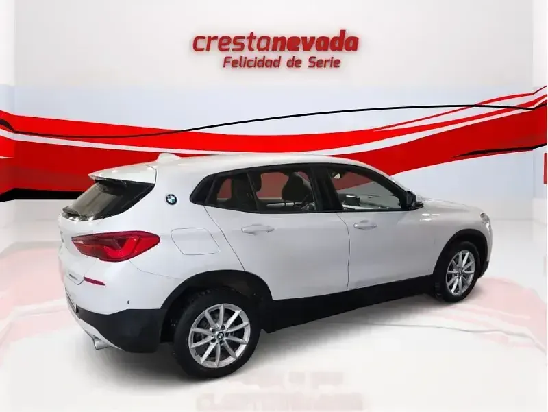 Käytetty BMW X2 Comfort Edition 150 HP (110 kW) 2020 Valkoinen Katumaasturi