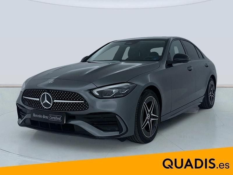 Gris / plata Usado 2024 Mercedes C300e Berlina | 48.850 € (Buen precio) - Imagen 1/4