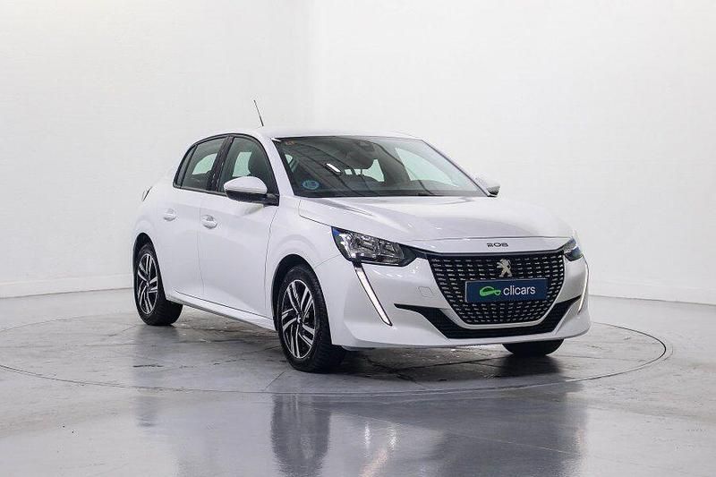 Usado Peugeot 208 Allure 100 CV (73 kW) 2019 Blanco Utilitario