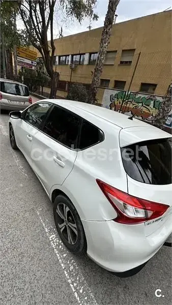 Usado Nissan Pulsar Acenta 110 HP (80 kW) 2015 Branco Citadino