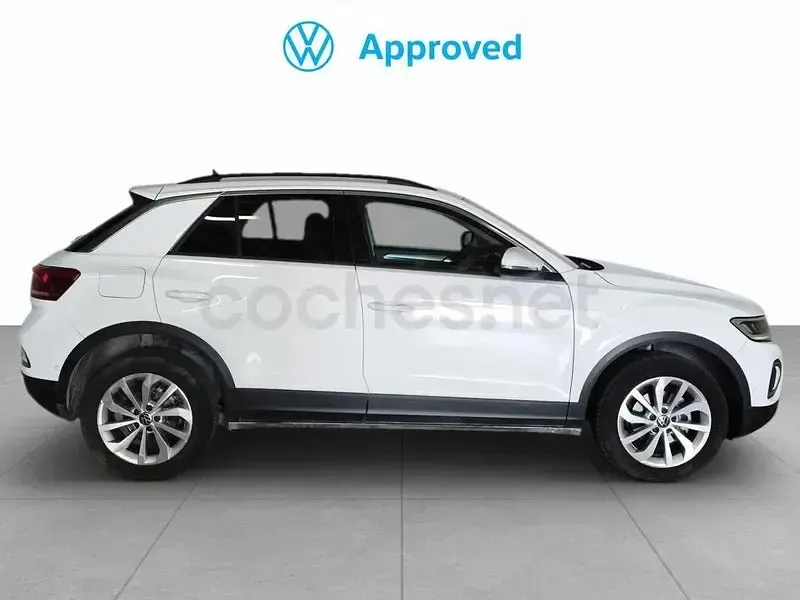 Usado VW T-Roc Life 110 CV (80 kW) 2023 Blanco SUV