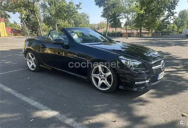 Usado Mercedes SLK200 184 CV (135 kW) 2011 Negro Descapotable