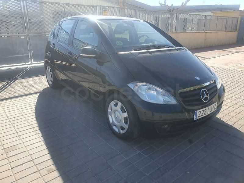 Usado Mercedes A160 Exclusive 82 CV (60 kW) 2009 Negro Monovolumen