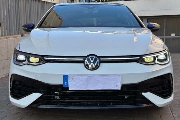 Usado VW Golf VIII R 333 CV (244 kW) 2024 Blanco Berlina