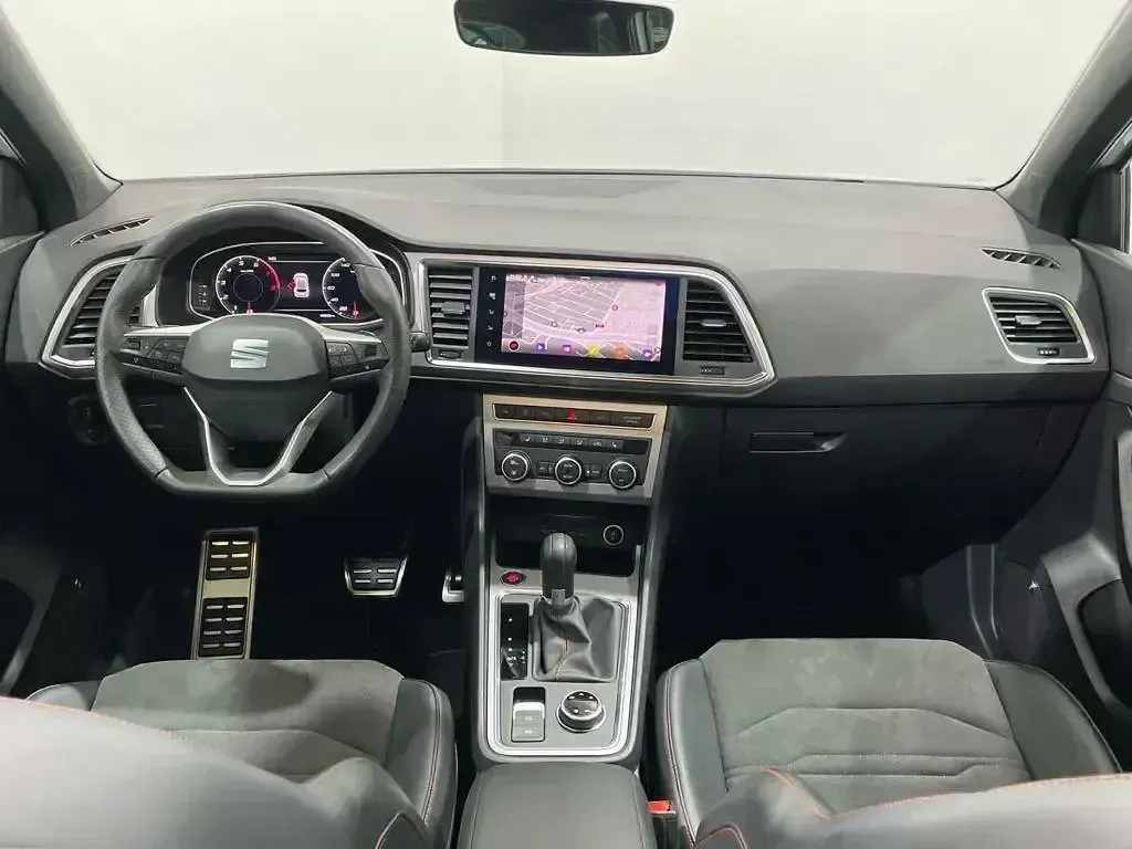 Usado Seat Ateca 4Drive 190 CV (139 kW) 2022 Blanco SUV