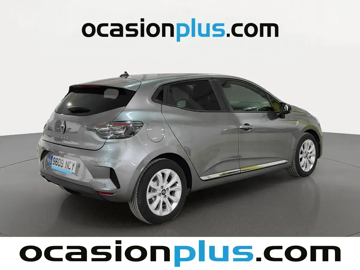 Usado Renault Clio V Evolution 100 CV (73 kW) 2025 Gris Berlina