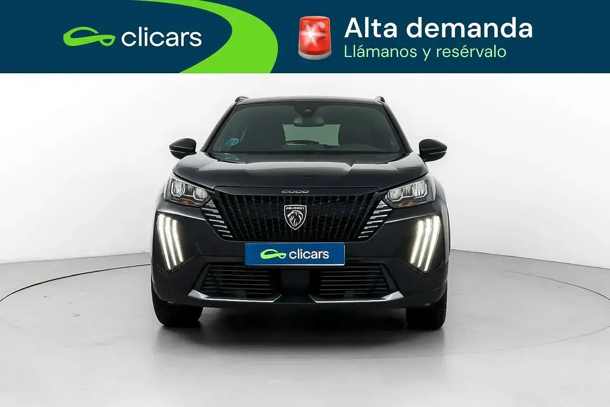 Usado Peugeot 2008 Allure 136 CV (100 kW) 2025 Negro SUV
