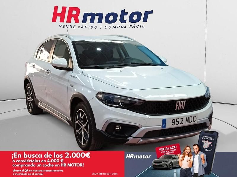 Blanco Usado 2022 Fiat Tipo Cross Berlina | 15.560 € (Un poco caro) - Imagen 1/4