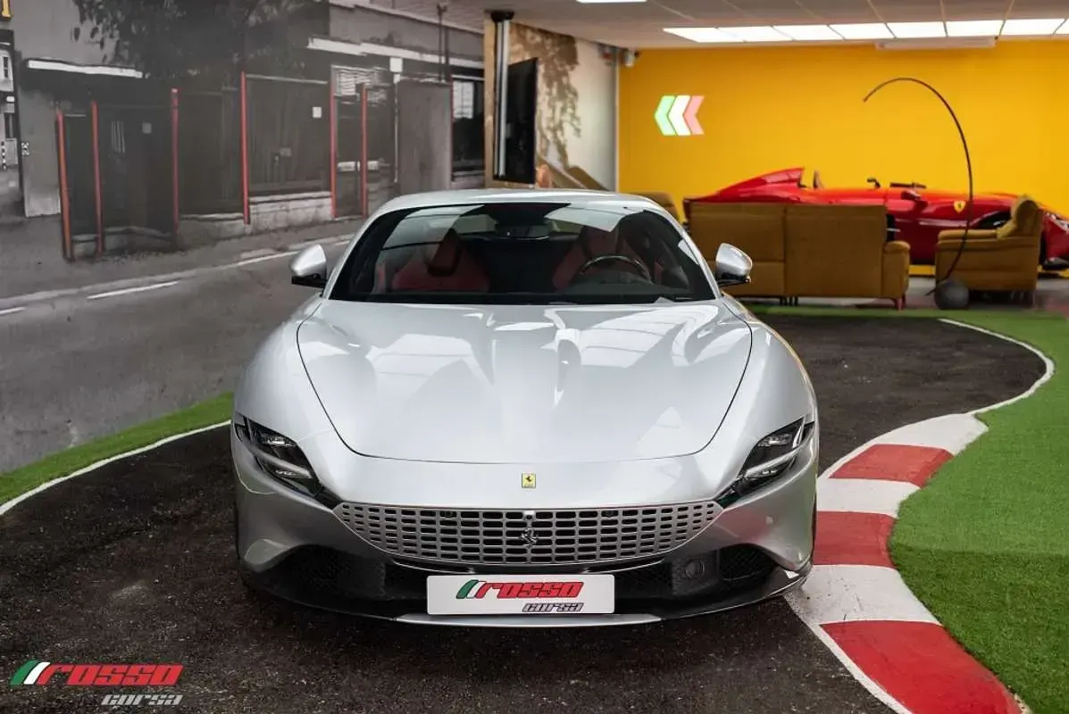 Usado Ferrari Roma 620 CV (456 kW) 2021 Gris Coupe