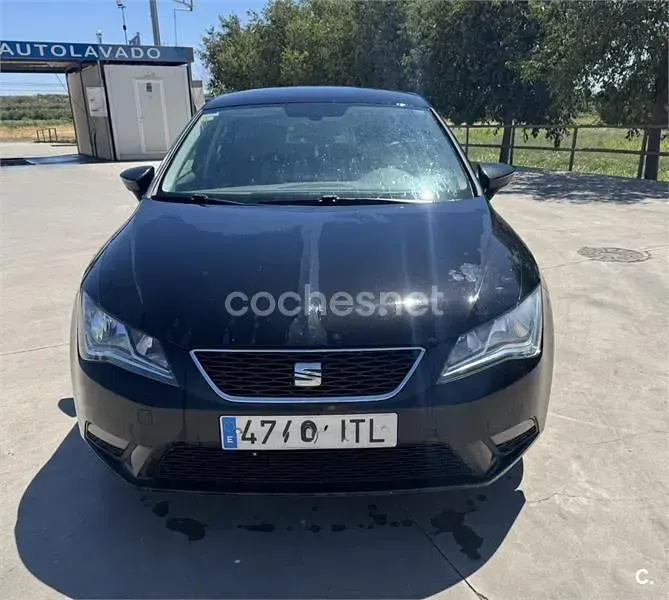 Usado Seat Leon CONNECT 110 CV (80 kW) 2016 Negro Berlina