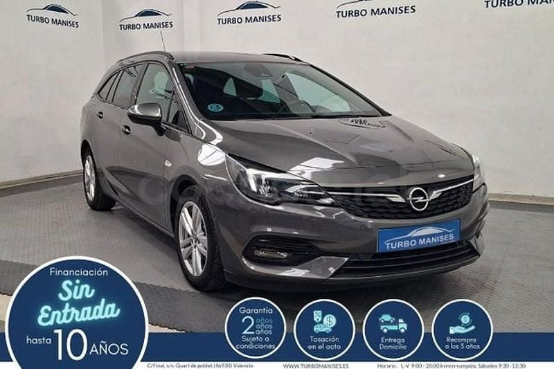 Usado Opel Astra Ultimate 145 CV (106 kW) 2021 Gris / plata Familiar