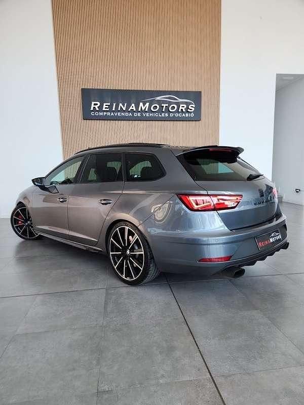 Usado Seat Leon ST 4Drive 300 HP (220 kW) 2017 Cinzento Carrinha