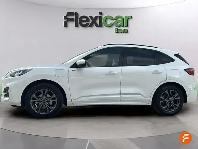 Usado Ford Kuga Vignale 225 CV (165 kW) 2022 Blanco SUV