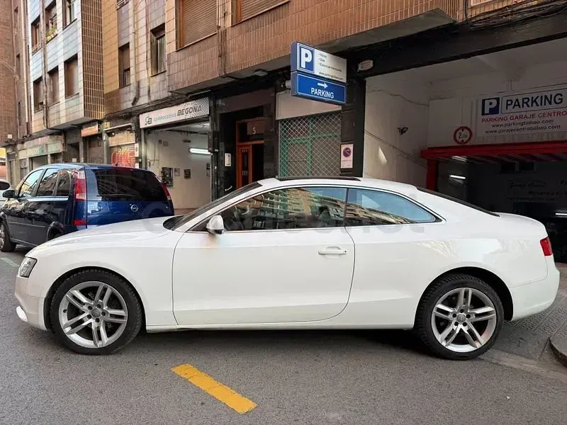 Usado Audi A5 S-Line 170 CV (125 kW) 2011 Blanco Coupe