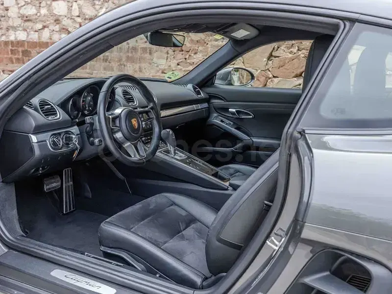 Usado Porsche 718 Cayman 300 CV (220 kW) 2018 Gris / plata Coupe