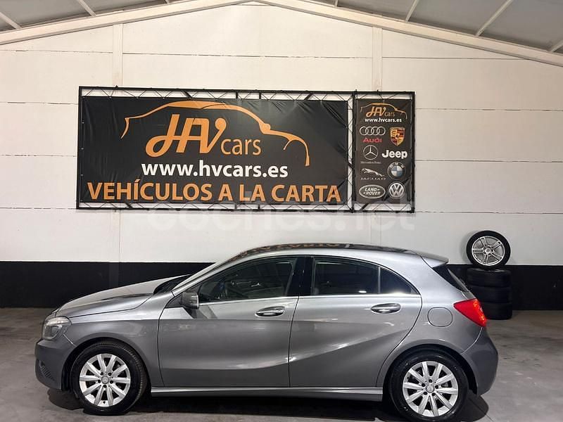 Gris / plata Usado 2015 Mercedes A180 Style Berlina | 13.500 € (Precio justo) - Imagen 1/4