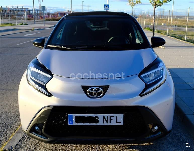 Usado Toyota Aygo X Limited 72 CV (52 kW) 2025 Gris / plata SUV