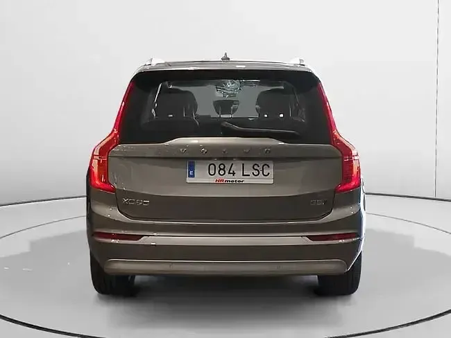 Usado Volvo XC90 Momentum 235 CV (172 kW) 2021 Gris SUV